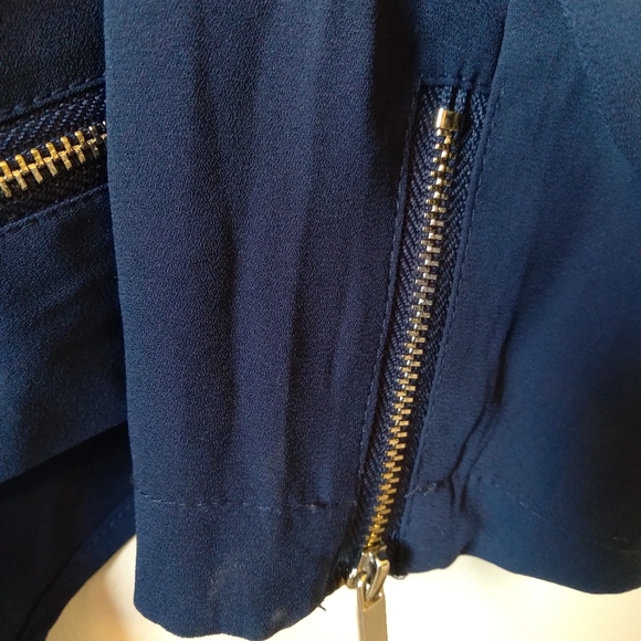 Kut from the Kloth Blouse - Picture 4 of 6